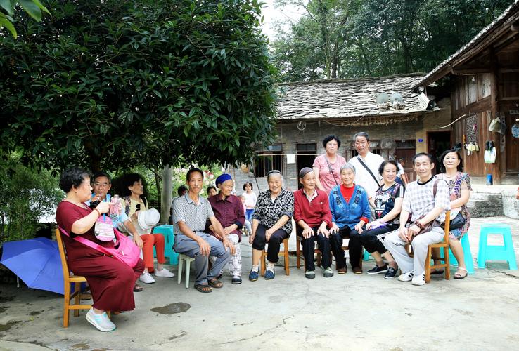 半个世纪的青春回响 福泉双龙知青50周年聚暨福泉青春网络科技助力纪实